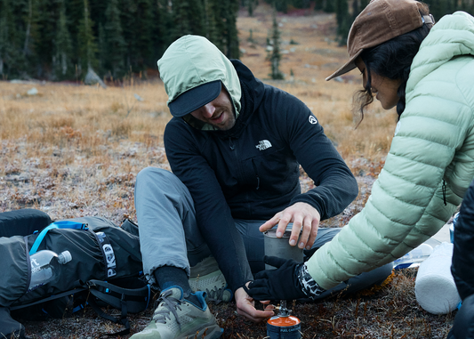 Best High Calorie Backpacking Snacks and Cheap Trail Meals for Ultralight Hikers